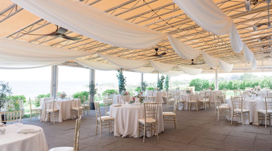 Hilary Block - Patio Dining